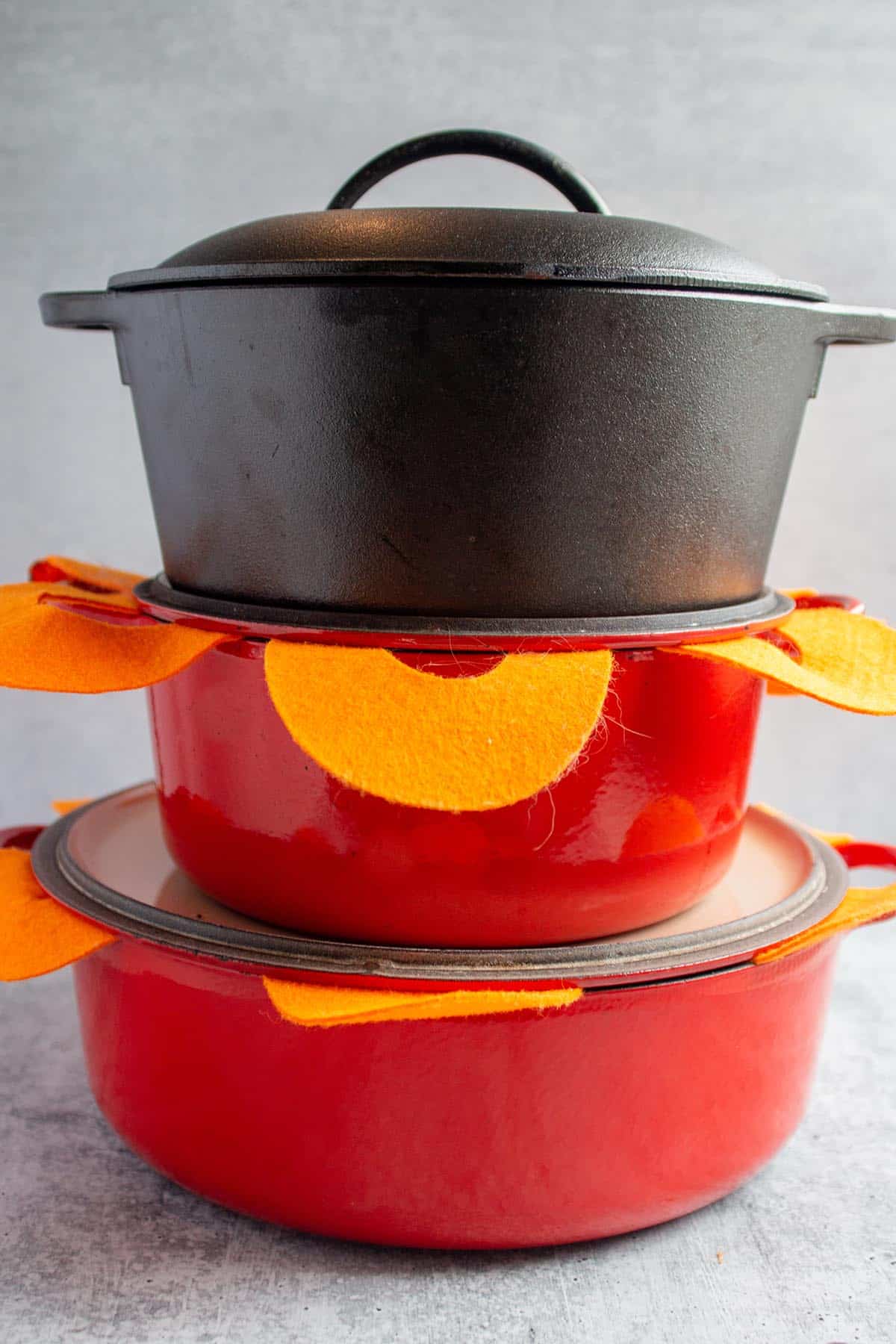 Potted Pans Dutch Oven for Sourdough Bread Baking - 10 inch Red Enameled Cast Iron Bread Cloche for Homemade Bread Boule Loaves - Artisan Bakers