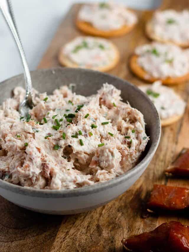 Easy Smoked Salmon Dip Recipe
